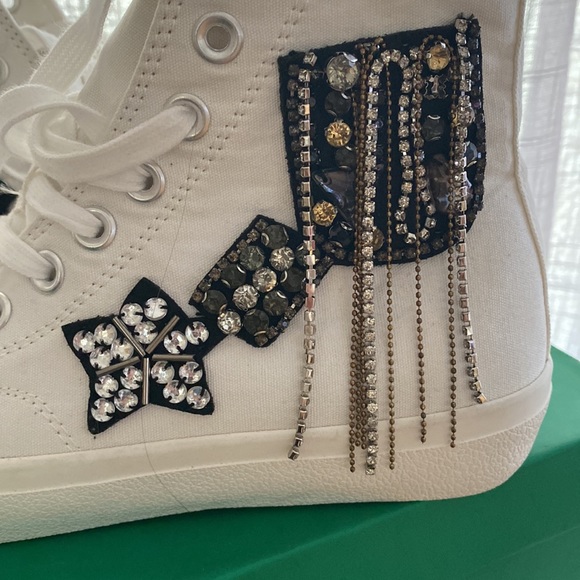 Fancy High tops - Picture 2 of 5